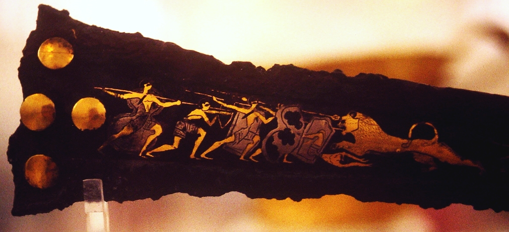 bronze dagger blade inlaid in gold