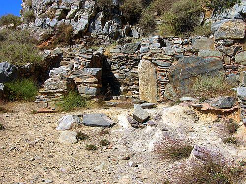Mochlos island cemetery