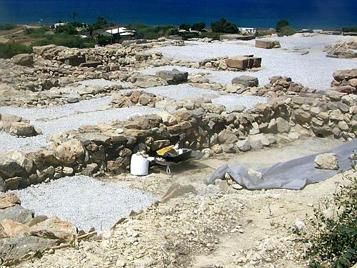 Minoan Petras