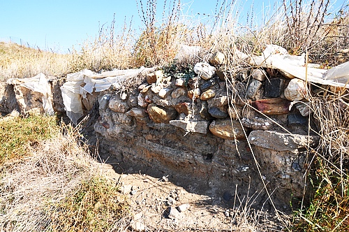 prehistoric site of Agios Mamas