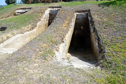 Voudeni Mycenaean cemetery
