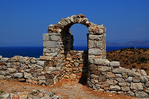 castle of Paralion Astros