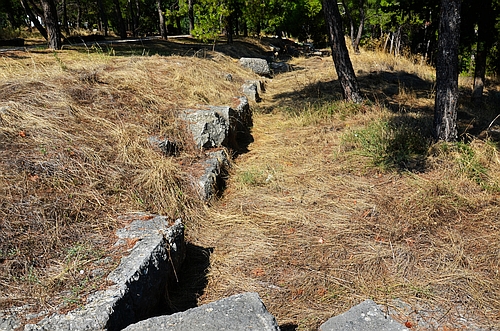 archaeology on Aspis hill