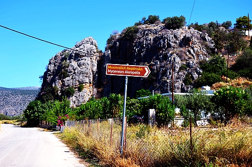 sign to acropolis