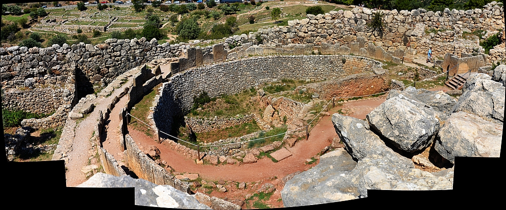 panoramic view of Grave Circle A