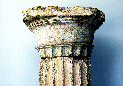 column capital