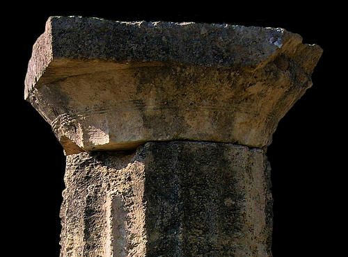 column capital