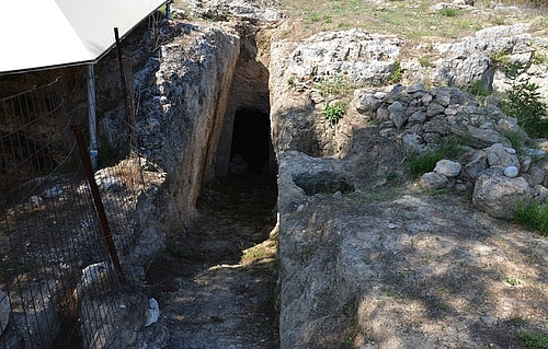 Mycenaean chamber tomb
