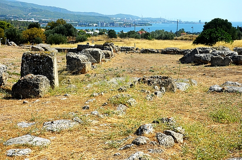 Isthmia site