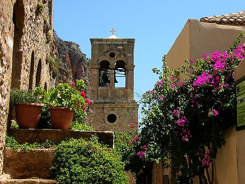 Christos Elkomenos church