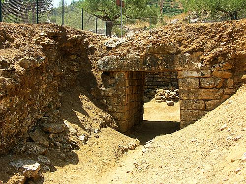 Mycenaean tholos tomb Kambos