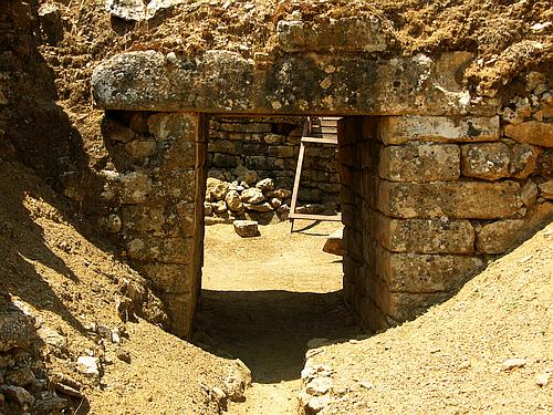 Mycenaean tholos tomb Kambos