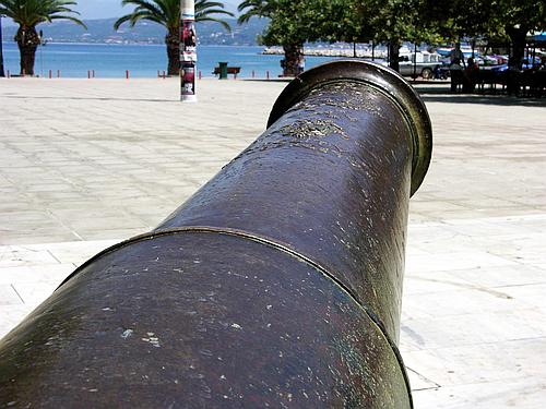 Pylos ancient cannon