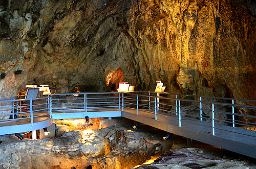 Theopetra cave